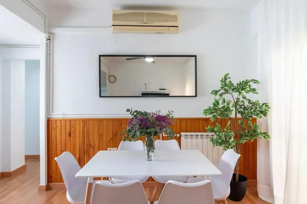 شقة Amplio Piso De 80M2 En Pleno Centro إشبيلية 0*,